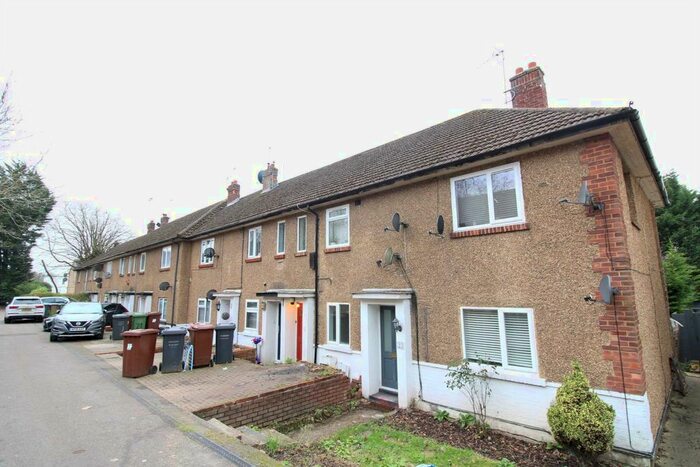 2 Bedroom Maisonette To Rent In The Highlands, Potters Bar EN6