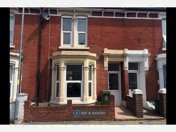 3 Bedroom Terraced House To Rent In Manners Road, Southsea, PO4