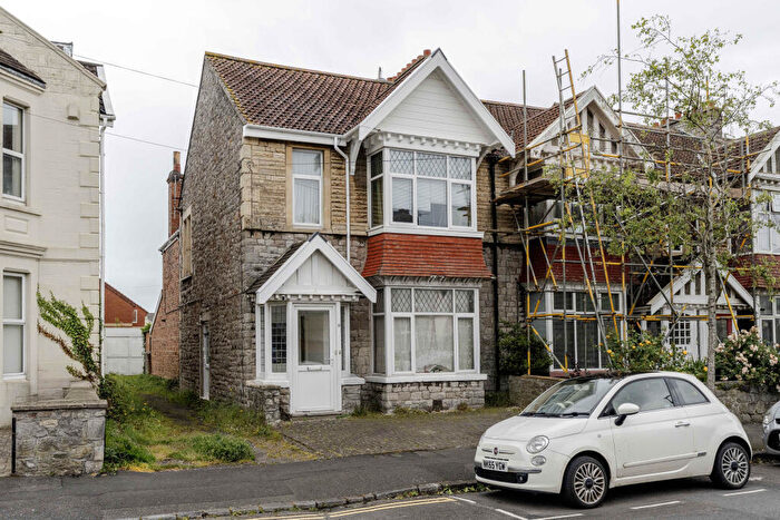 1 Bedroom Apartment For Sale In Stafford Road, Weston-Super-Mare, BS23