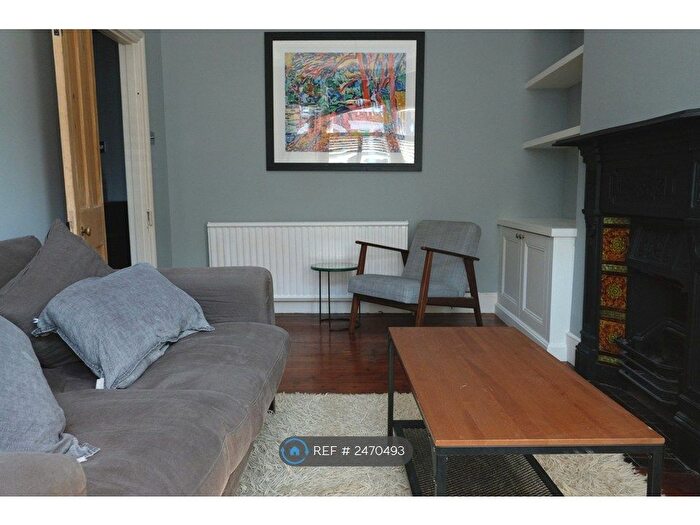 1 Bedroom Flat To Rent In Littlebury Road, London, SW4