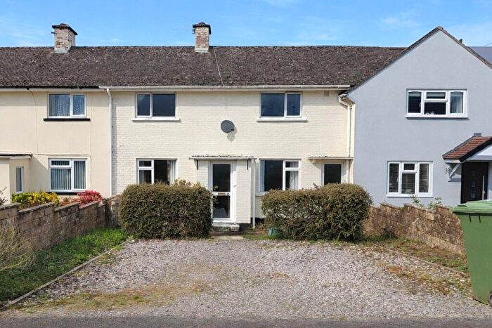 3 Bedroom Terraced House For Sale In Kingsway, South Molton, Devon, EX36