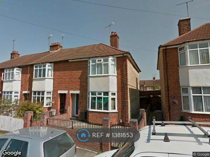 3 Bedroom End Of Terrace House To Rent In Hart Street, Chelmsford, CM2