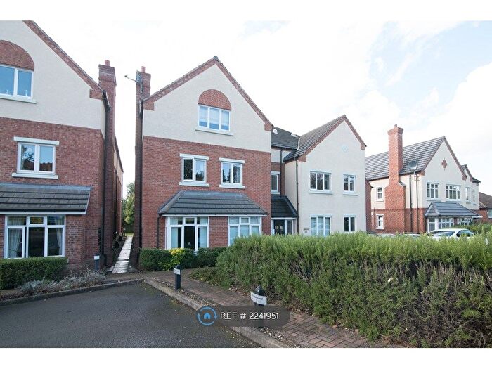 2 Bedroom Flat To Rent In Wellswood, Sutton Coldfield, B74