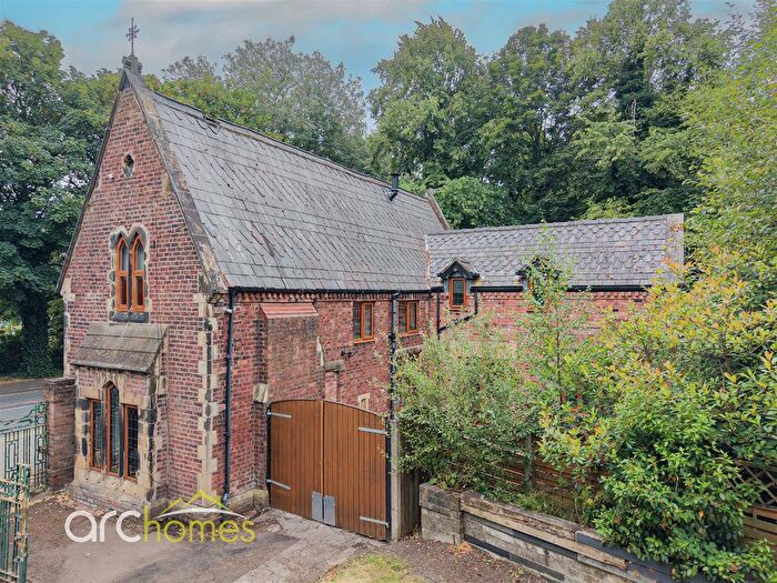 4 Bedroom Detached House For Sale In Leigh Road, Manchester, M46