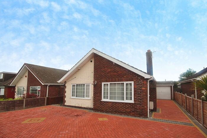 3 Bedroom Detached Bungalow For Sale In Cravens Lane, Habrough, DN40