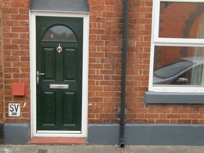 2 Bedroom Terraced House To Rent In Westminster Rd, Chester, CH2