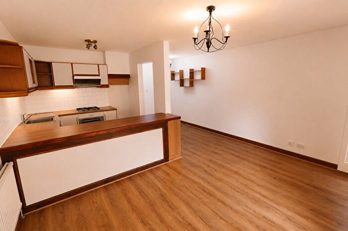1 Bedroom Flat To Rent In Royal Court, Hemel Hempstead, HP3