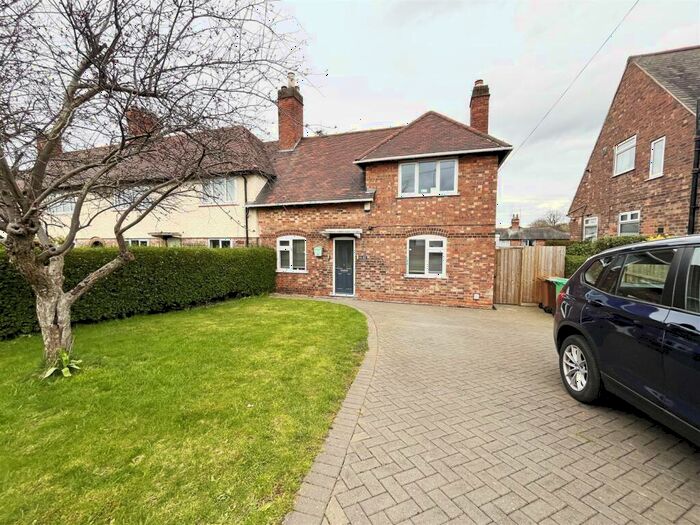 3 Bedroom End Of Terrace House To Rent In Edwards Lane, Sherwood, Nottingham, NG5