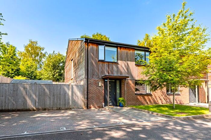 4 Bedroom Semi-Detached House For Sale In Lewes Road, Blackboys, TN22