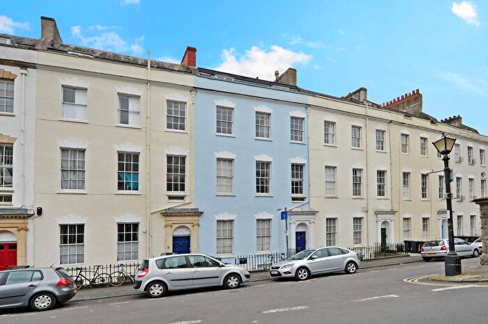 2 Bedroom Apartment For Sale In Cornwallis Crescent | Clifton, BS8