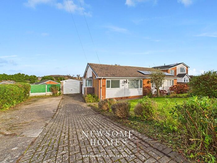 2 Bedroom Semi-Detached Bungalow For Sale In Parc Y Llan, Henllan, LL16