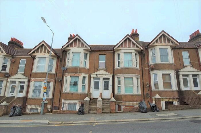 2 Bedroom Flat To Rent In Mount Pleasant Road, Hastings, TN34