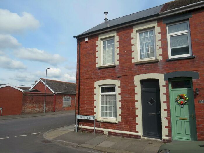 3 Bedroom House To Rent In Phyllis Street, Barry, CF62