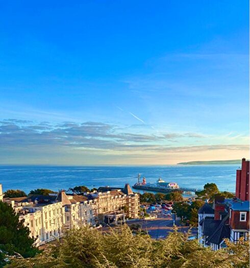 4 Bedroom Apartment For Sale In Bath Road, Bournemouth, Dorset, BH1
