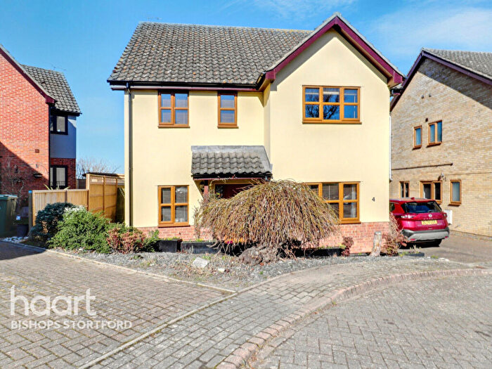 4 Bedroom Detached House For Sale In Hillside End, Bishop's Stortford, CM23