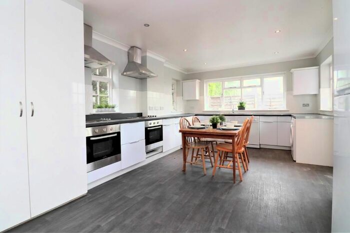 8 Bedroom Property To Rent In Alma Road, Southampton, SO14