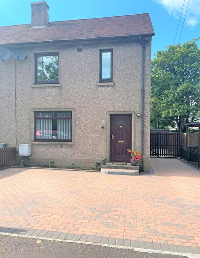 2 Bedroom Semi-Detached House To Rent In Hardhill Place, Bathville, EH48