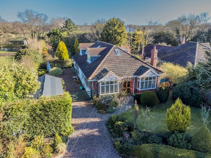 4 Bedroom Detached House For Sale In Woodlea Cogshall Lane, Little Leigh, CW9