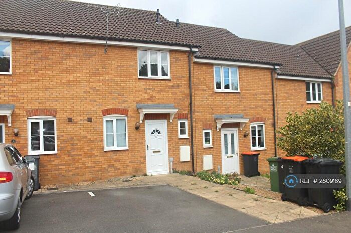 2 Bedroom Terraced House To Rent In Flint Way, Leighton Buzzard, LU7