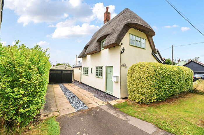 3 Bedroom Detached House For Sale In Langley Upper Green, Saffron Walden, Essex, CB11