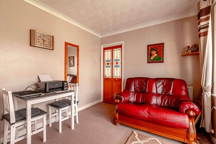 2 Bedroom Detached Bungalow For Sale In Park View Avenue, Rollesby, NR29