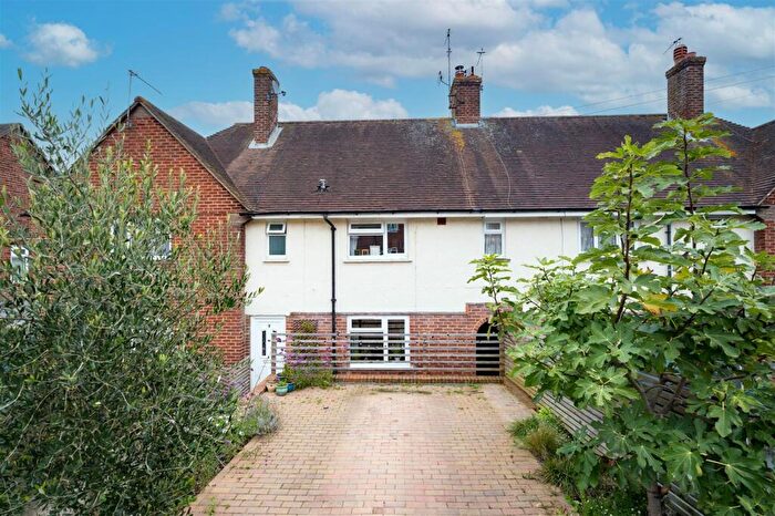 3 Bedroom House For Sale In Lee Road, Lewes, BN7