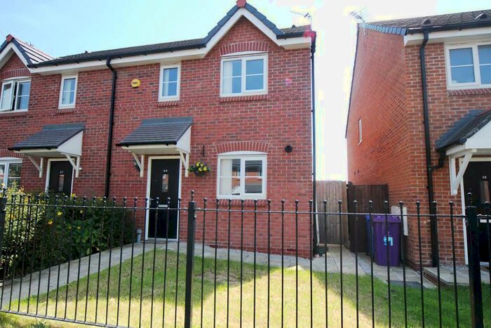 3 Bedroom Semi-Detached House To Rent In Addenbrooke Drive, Huntscross, Liverpool, Merseyside, L24