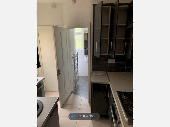 3 Bedroom Terraced House To Rent In Hagden Lane, Watford, WD18