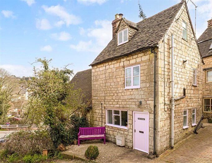 2 Bedroom Cottage For Sale In Bowbridge, Stroud, GL5