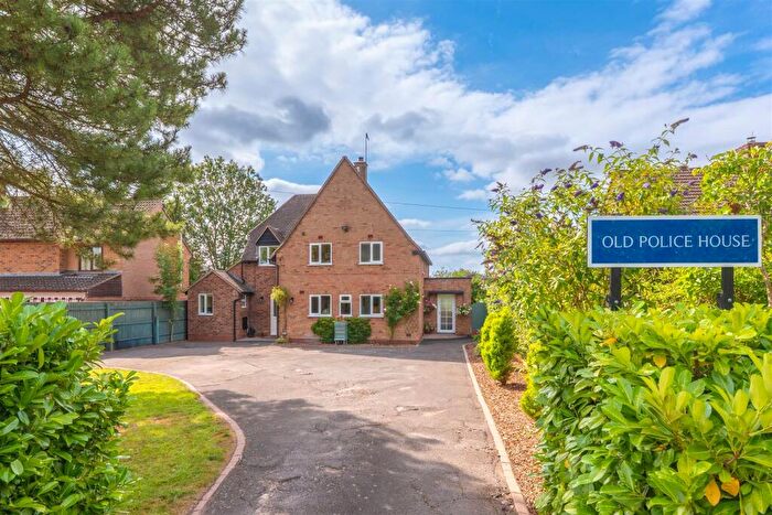 4 Bedroom Detached House For Sale In School Road, Great Alne, Alcester, B49