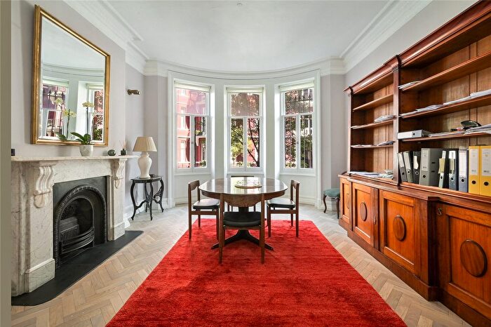4 Bedroom Flat To Rent In Hyde Park Mansions, Cabbell Street, NW1