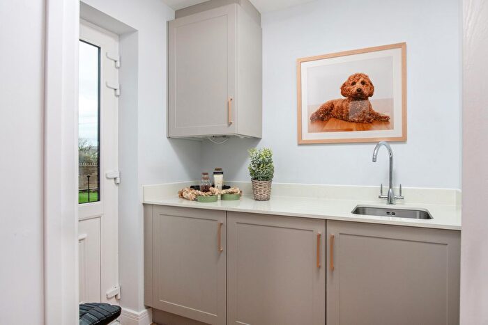 4 Bedroom Detached House For Sale In "The Aster" At Blenheim Avenue, Brough, HU15