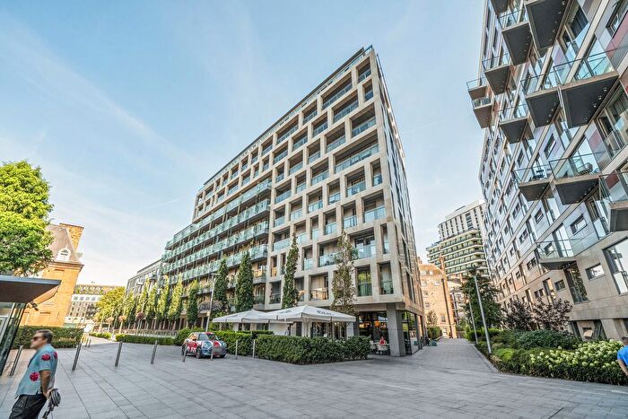 Studio For Sale In Grosvenor Waterside, Pimlico, London, SW1W