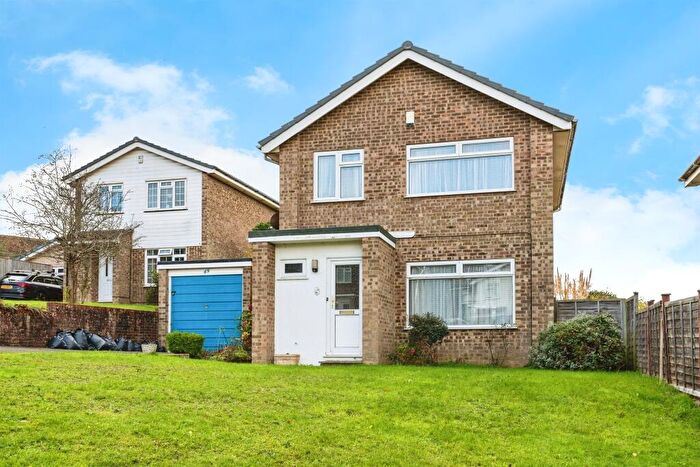3 Bedroom Detached House For Sale In Beacon Drive, Seaford, BN25