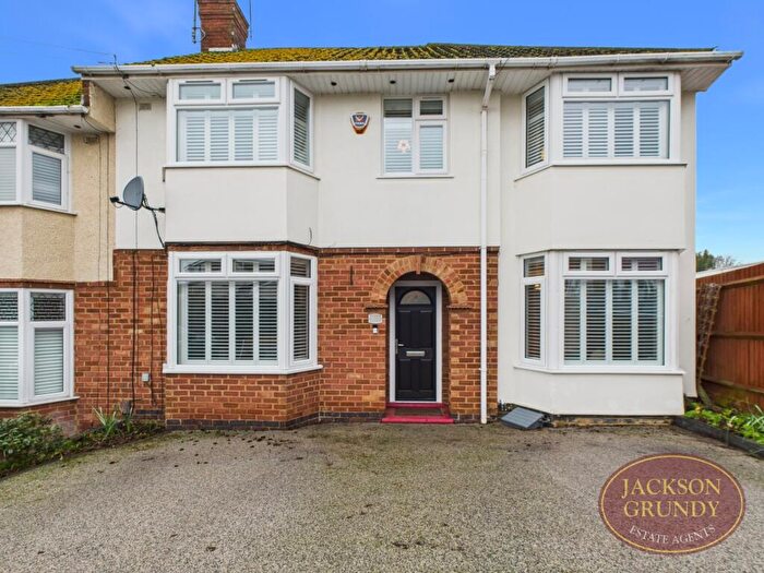 4 Bedroom Semi Detached House For Sale In North Western Avenue, Kingsthorpe, NN2