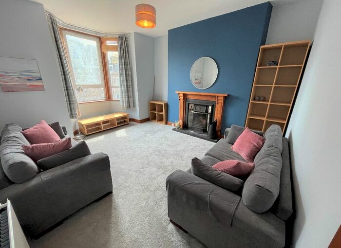 2 Bedroom Flat To Rent In Maberly Street, City Centre, Aberdeen, AB25