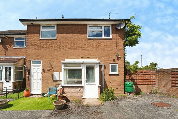 2 Bedroom Maisonette For Sale In Perry Orchard, Upton St. Leonards, Gloucester, Gloucestershire, GL4