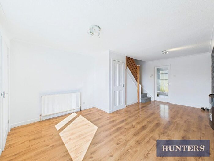 2 Bedroom Semi-Detached House For Sale In Greenways Close, Bridlington, YO16