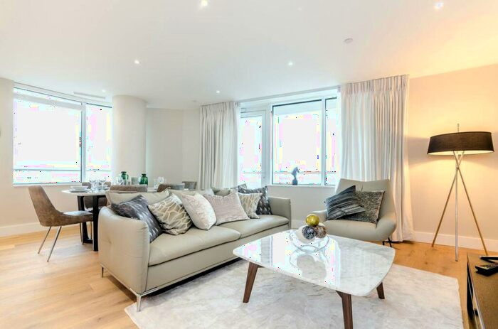 2 Bedroom Flat To Rent In Lombard Road, Battersea, London, SW11