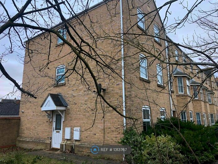 4 Bedroom End Of Terrace House To Rent In Collinson Crescent, Sapley, Huntingdon PE28