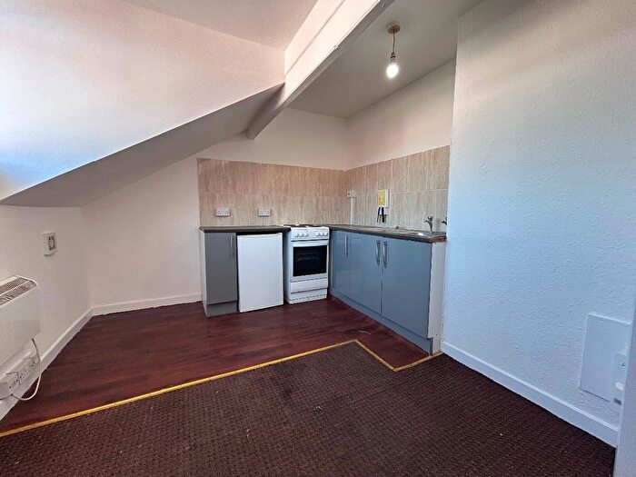 1 Bedroom Flat To Rent In Flat C Camberley Street, Leeds, LS11