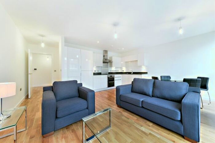 2 Bedroom Flat To Rent In Bugle House, Larkwood Avenue, London, SE10