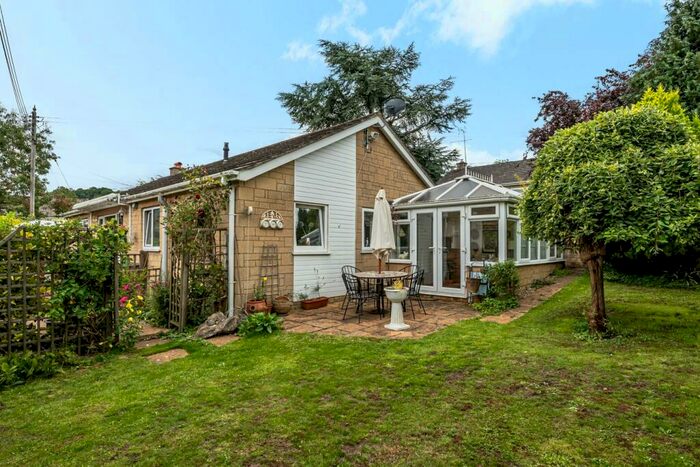 2 Bedroom Detached Bungalow For Sale In Penn Lane, Kings Stanley, Stonehouse, GL10