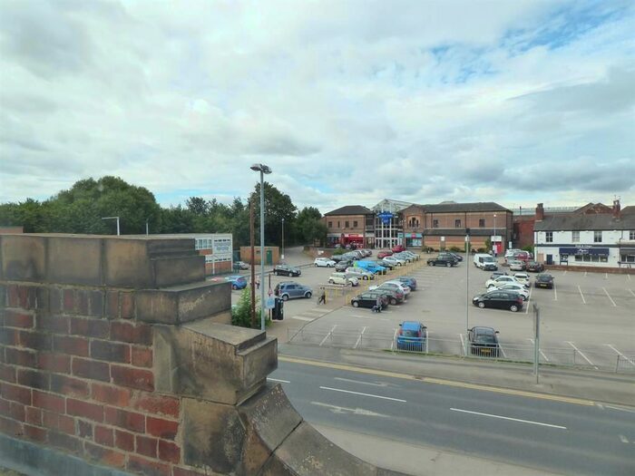 2 Bedroom Flat To Rent In Regents Buildings, Bridge Street, Castleford, WF10