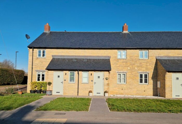 2 Bedroom Terraced House To Rent In Covert Close, Fritwell, Bicester, Oxon, OX27