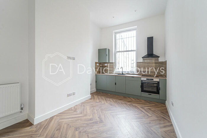 Studio To Rent In Hornsey Road, Finsbury Park, London, N19