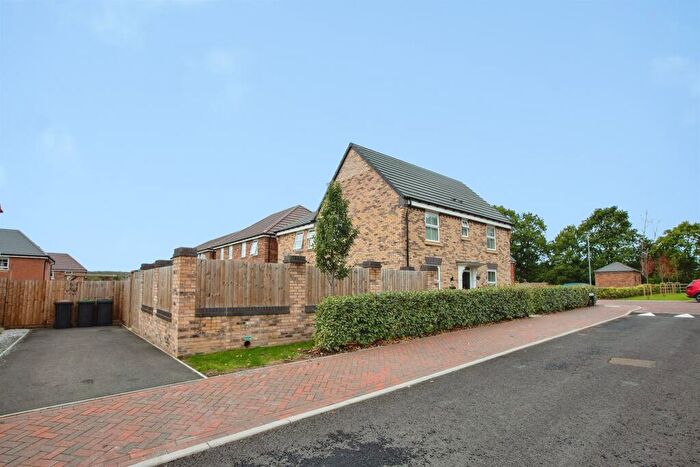 3 Bedroom Semi-Detached House For Sale In Tandem Street, Brinsley, Nottingham, NG16