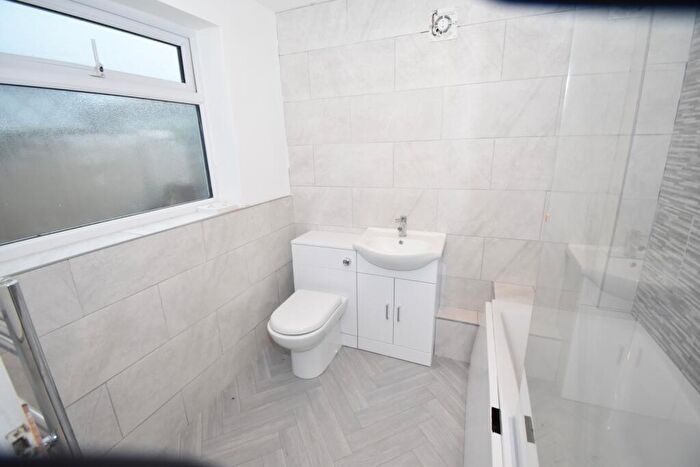 4 Bedroom Terraced House To Rent In Imperial Road Gillingham, ME7