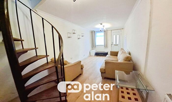 1 Bedroom Property To Rent In Recorder Street, Swansea, SA1