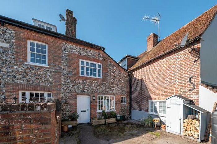 1 Bedroom Terraced House For Sale In High Street, Henley On Thames, RG9